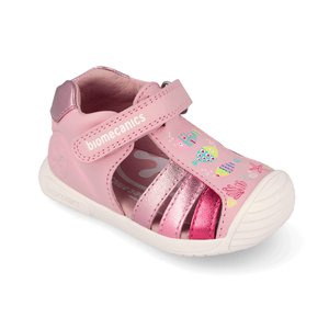 Nahast sandaalid tüdrukutele